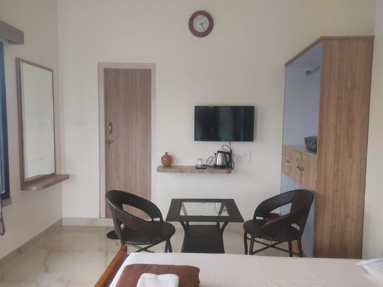 Alivia Eco-stay Homestay Shanti Niketan